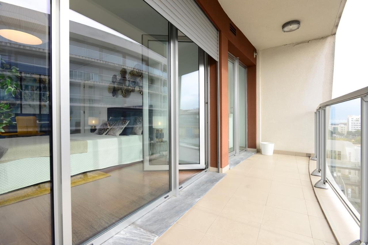 New Loft With Swimming Pool At Parque Das Nacoes! Lisboa Екстериор снимка